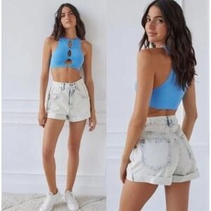 URBAN OUTFITTERS BDG High-Rise Roll Hem Shorts Light Wash Acid Denim Size 27
